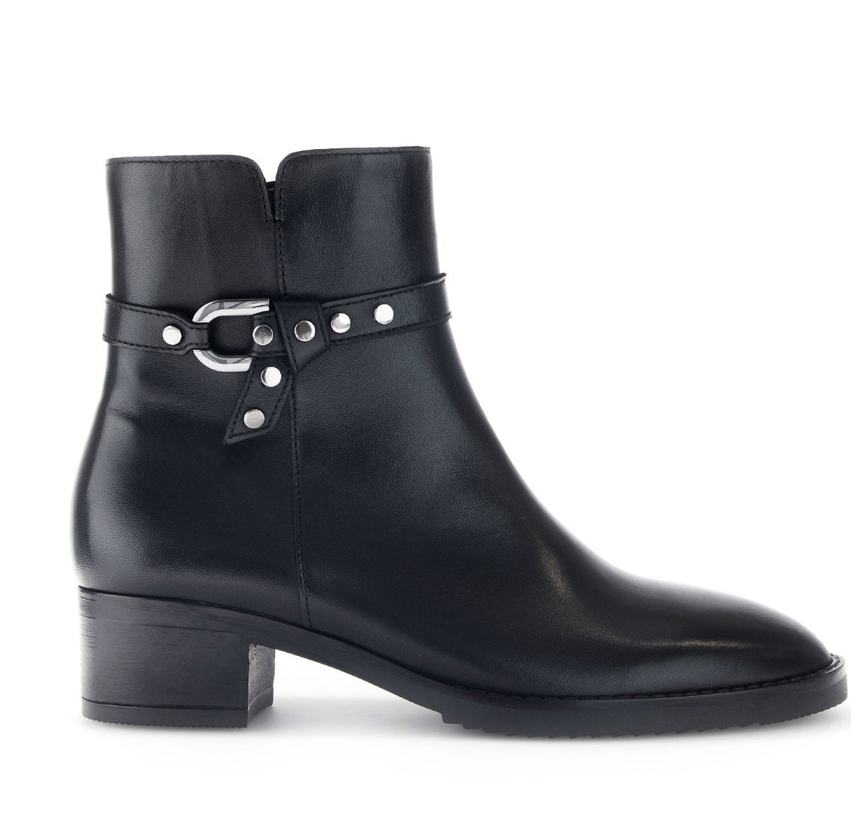 Flatter Black Ankle Boots